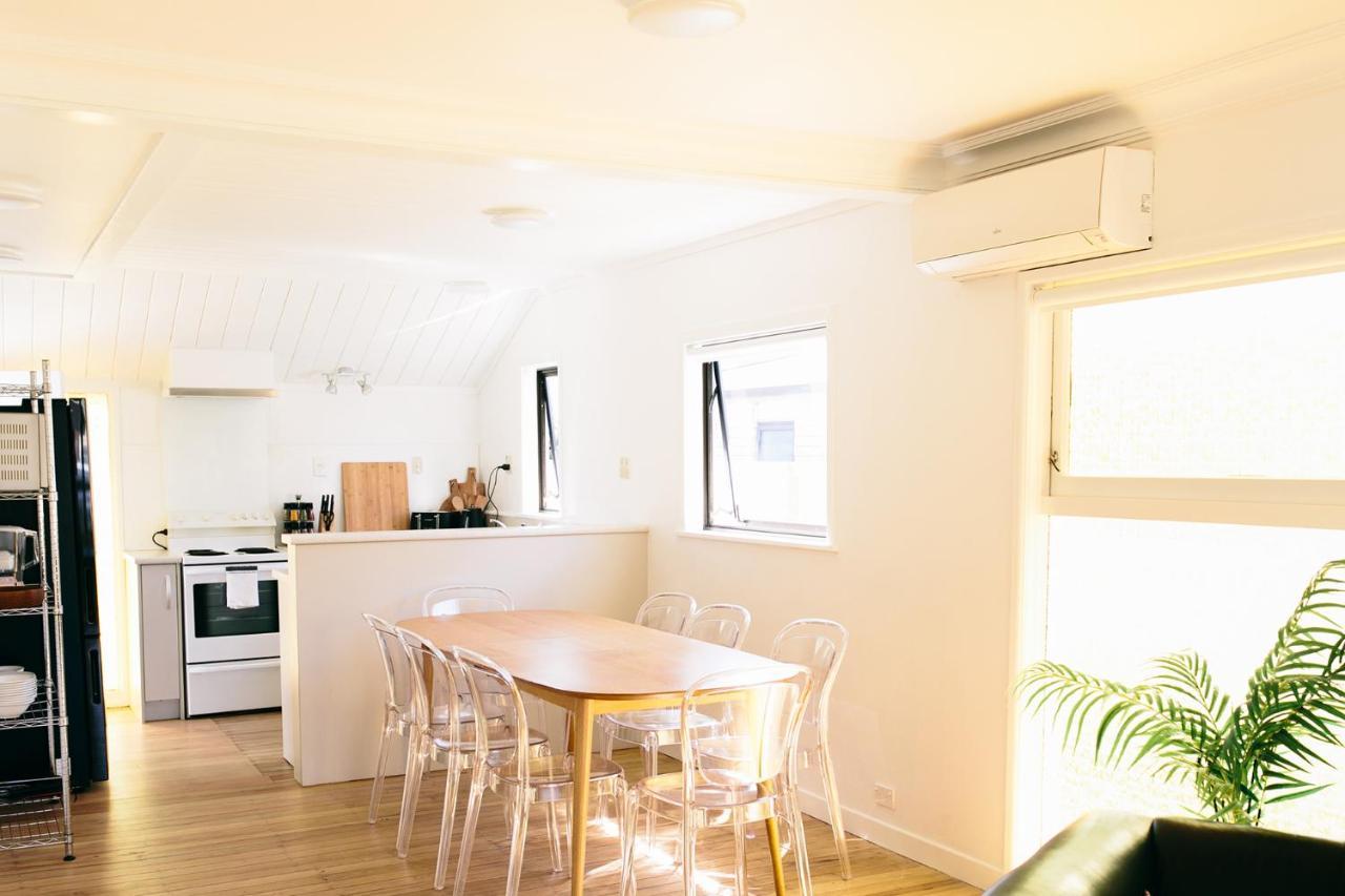 Mount Beach House - 40 Seconds From The Beach マウント・マウンガヌイ エクステリア 写真